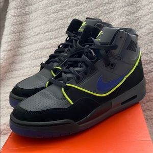 Nike Assault High Shoe
